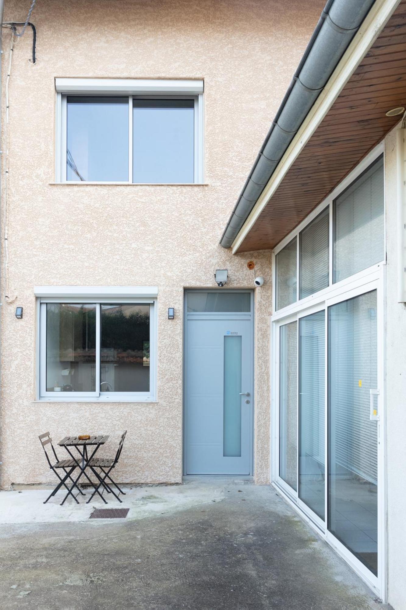 Logement équipé Saint-Paul-de-Varax Exterior foto